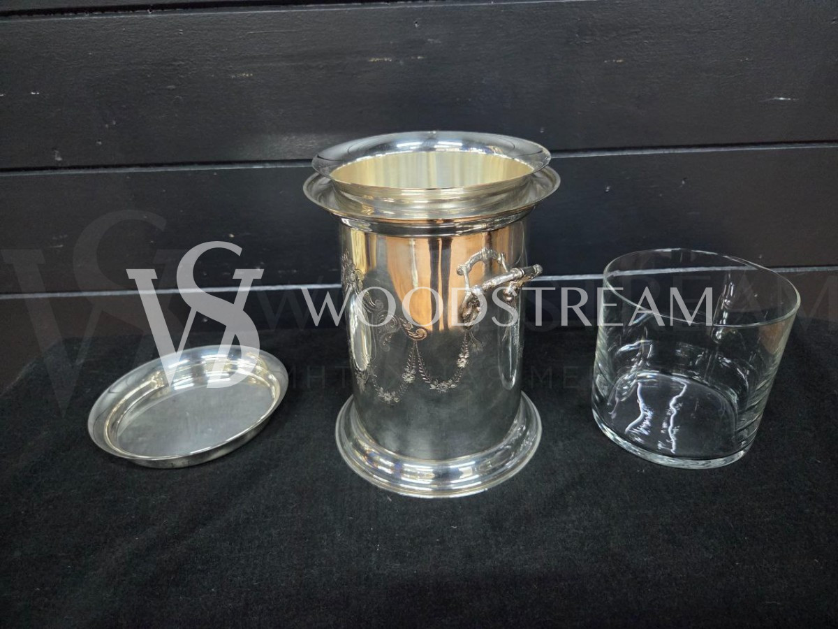 Ведро для охлаждения винных бутылок