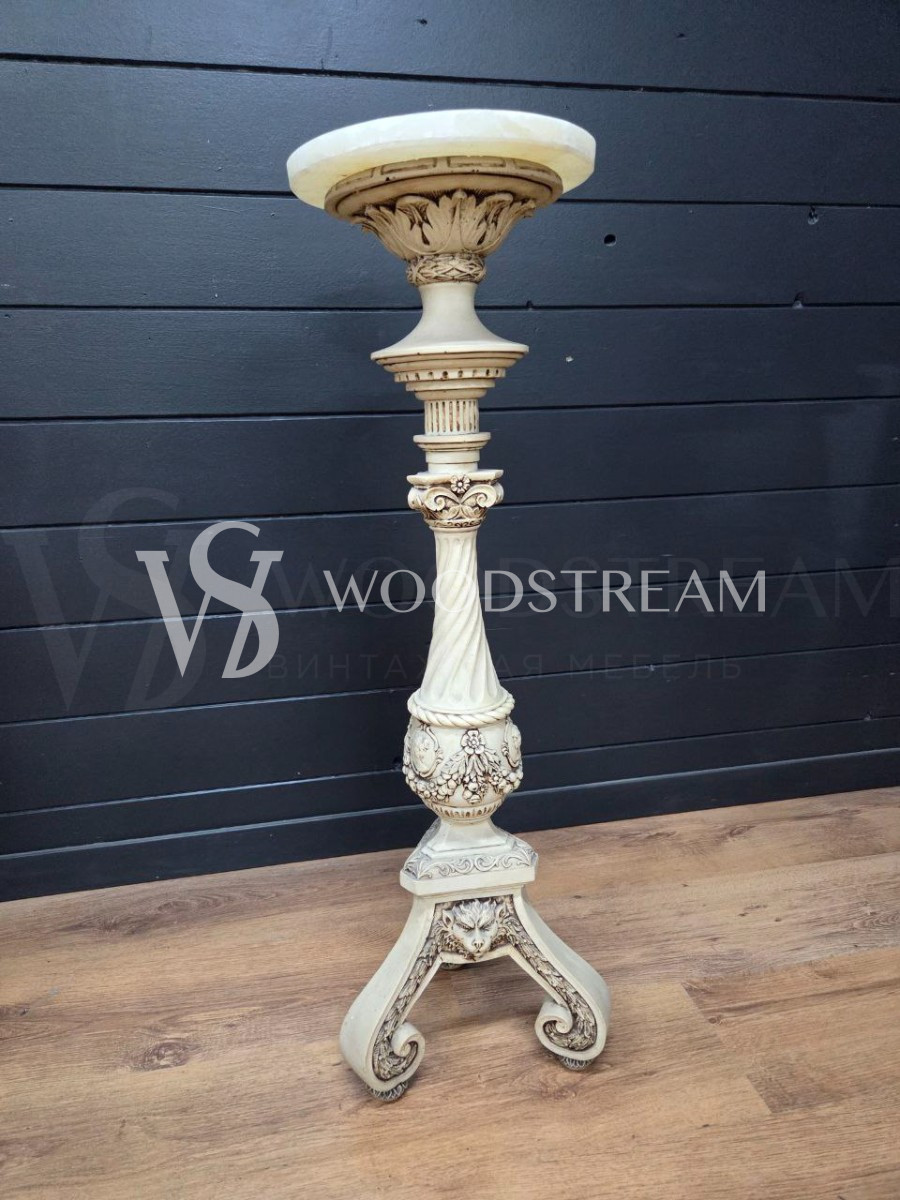 Стол/Подставка в стиле венецианского барокко