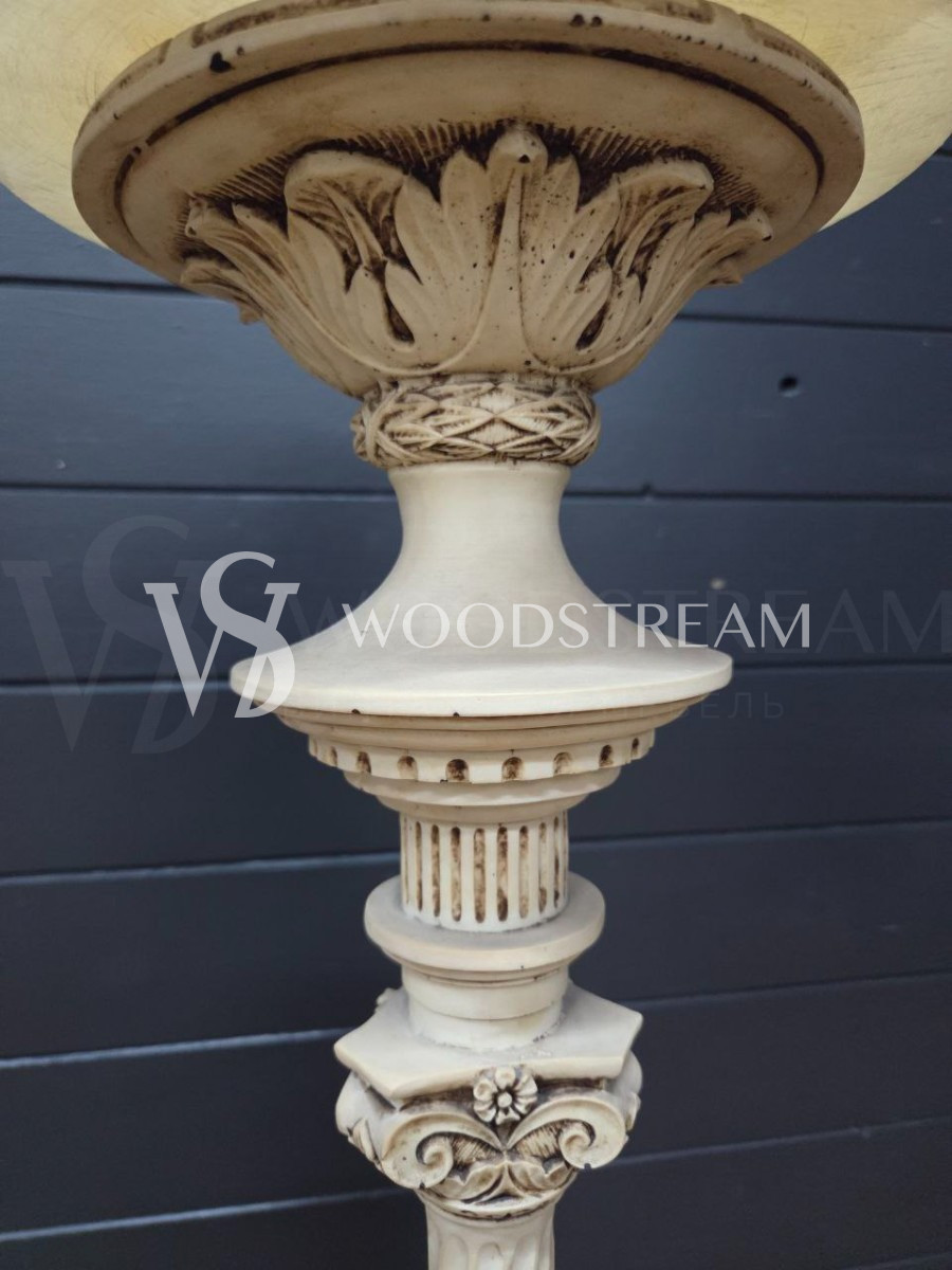 Стол/Подставка в стиле венецианского барокко