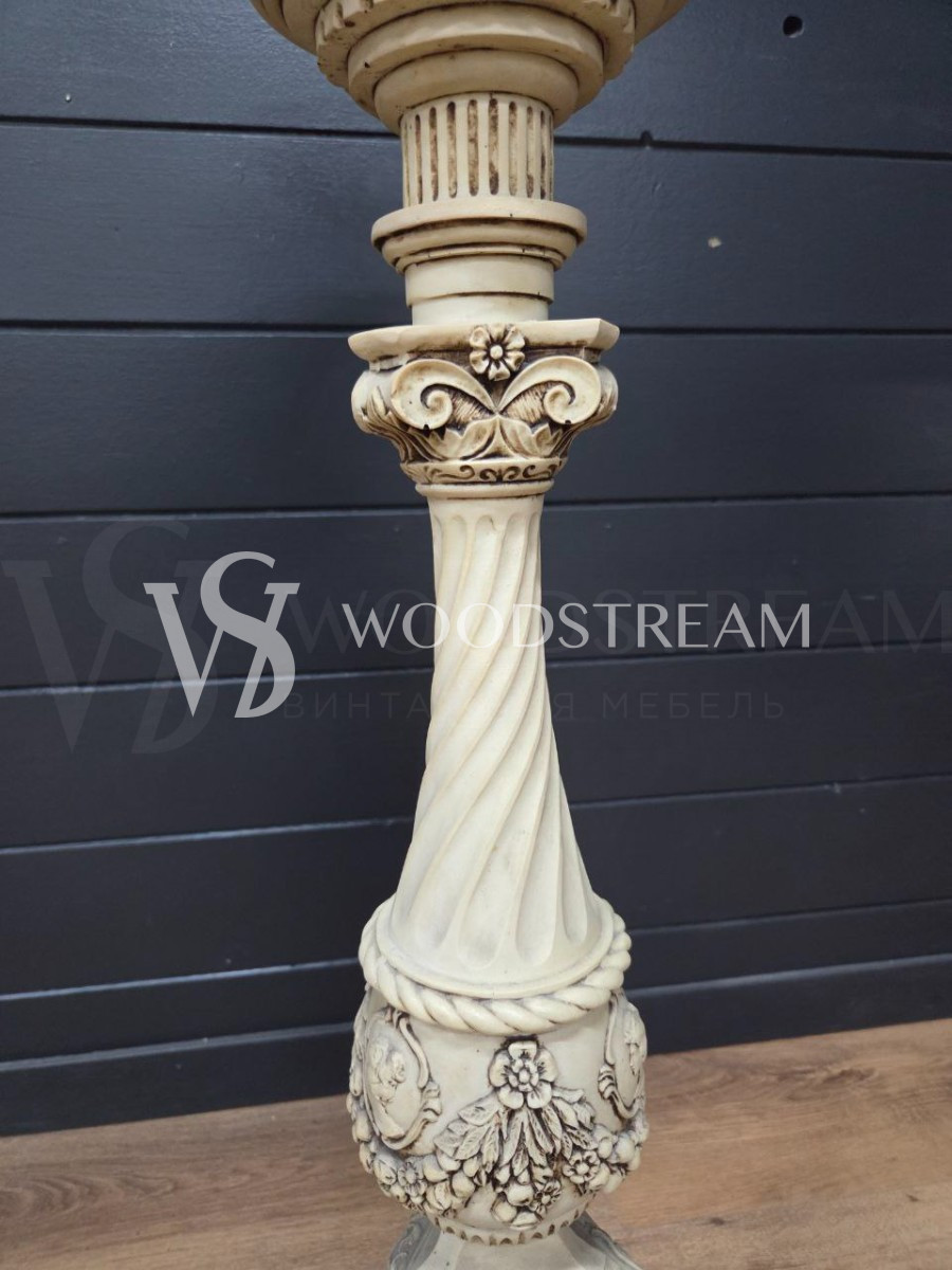 Стол/Подставка в стиле венецианского барокко