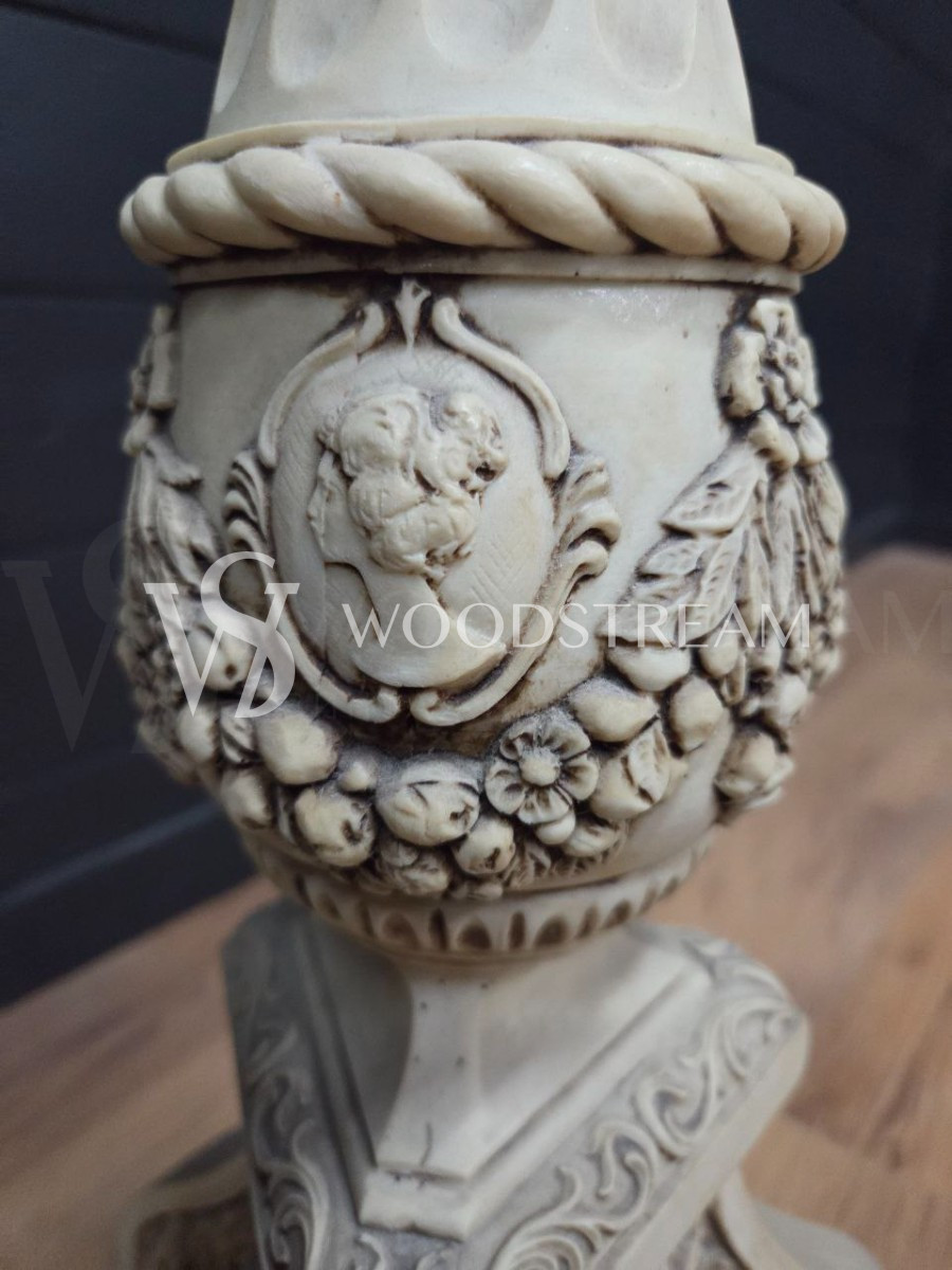 Стол/Подставка в стиле венецианского барокко