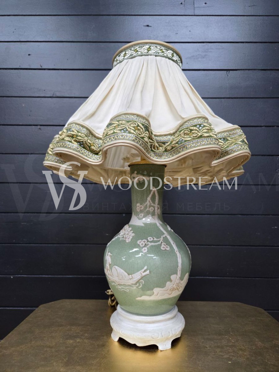 Лампа настольная винтажная