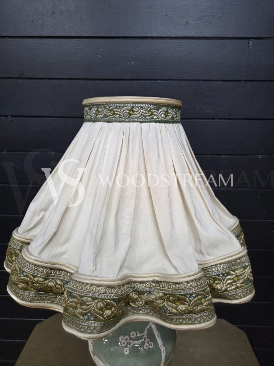 Лампа настольная винтажная