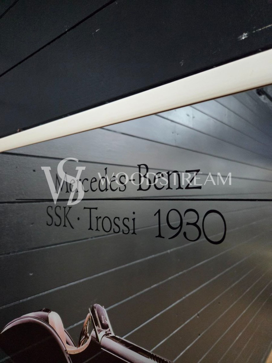 Картина зеркальная/Зеркало настенное с рисунком Автомобиль