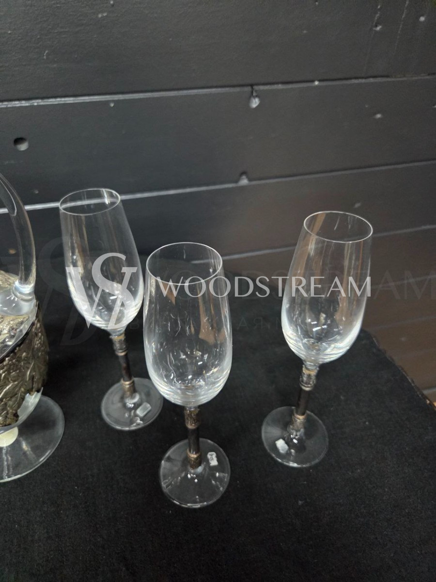 Набор: Графин/Декантер и Бокал/Фужер 6 штук на зеркальном подносе