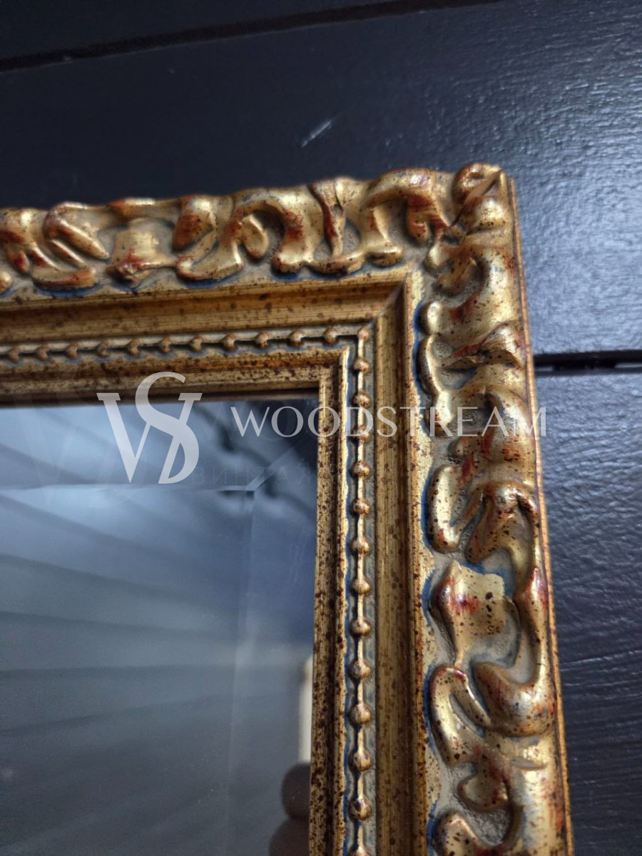 Зеркало в дворцовом стиле