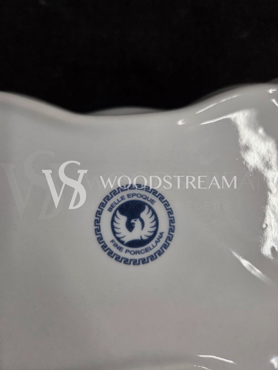 Шкатулка/Ваза с крышкой в стиле Людовика XV