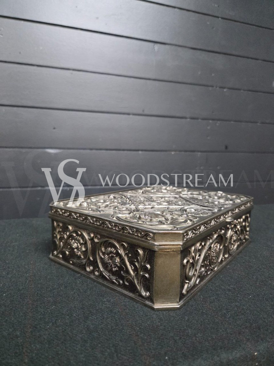 Шкатулка винтажная