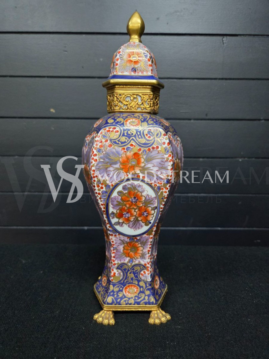 Ваза с крышкой в стиле шинуазри Limoges