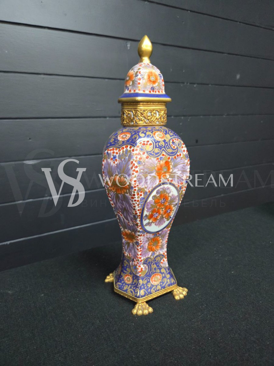 Ваза с крышкой в стиле шинуазри Limoges