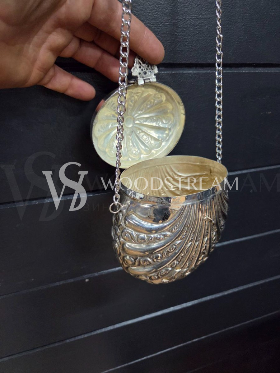 Сумка миниатюрная дамская металлическая винтажная