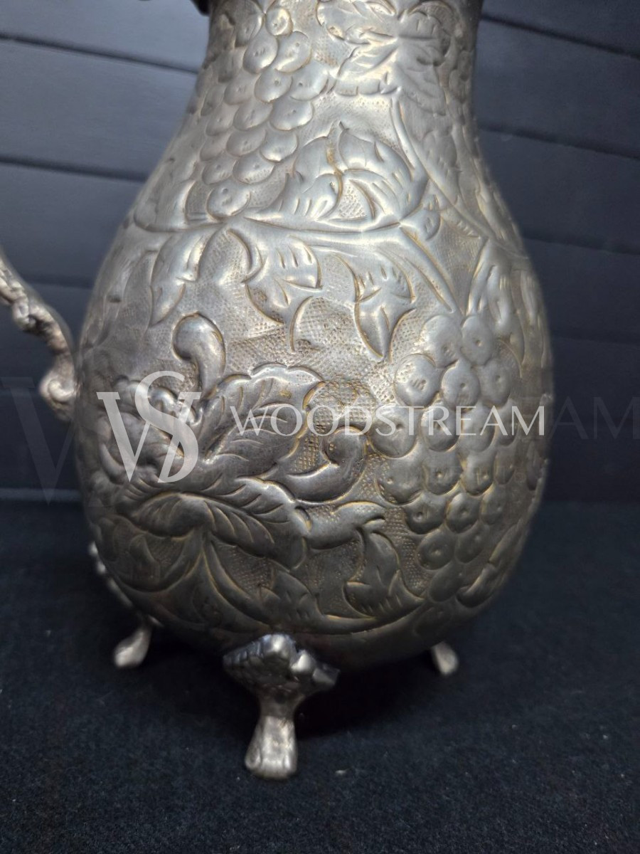 Кувшин винтажный