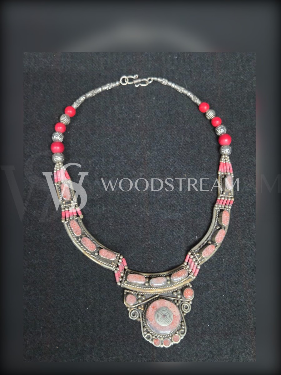 Ожерелье винтажное