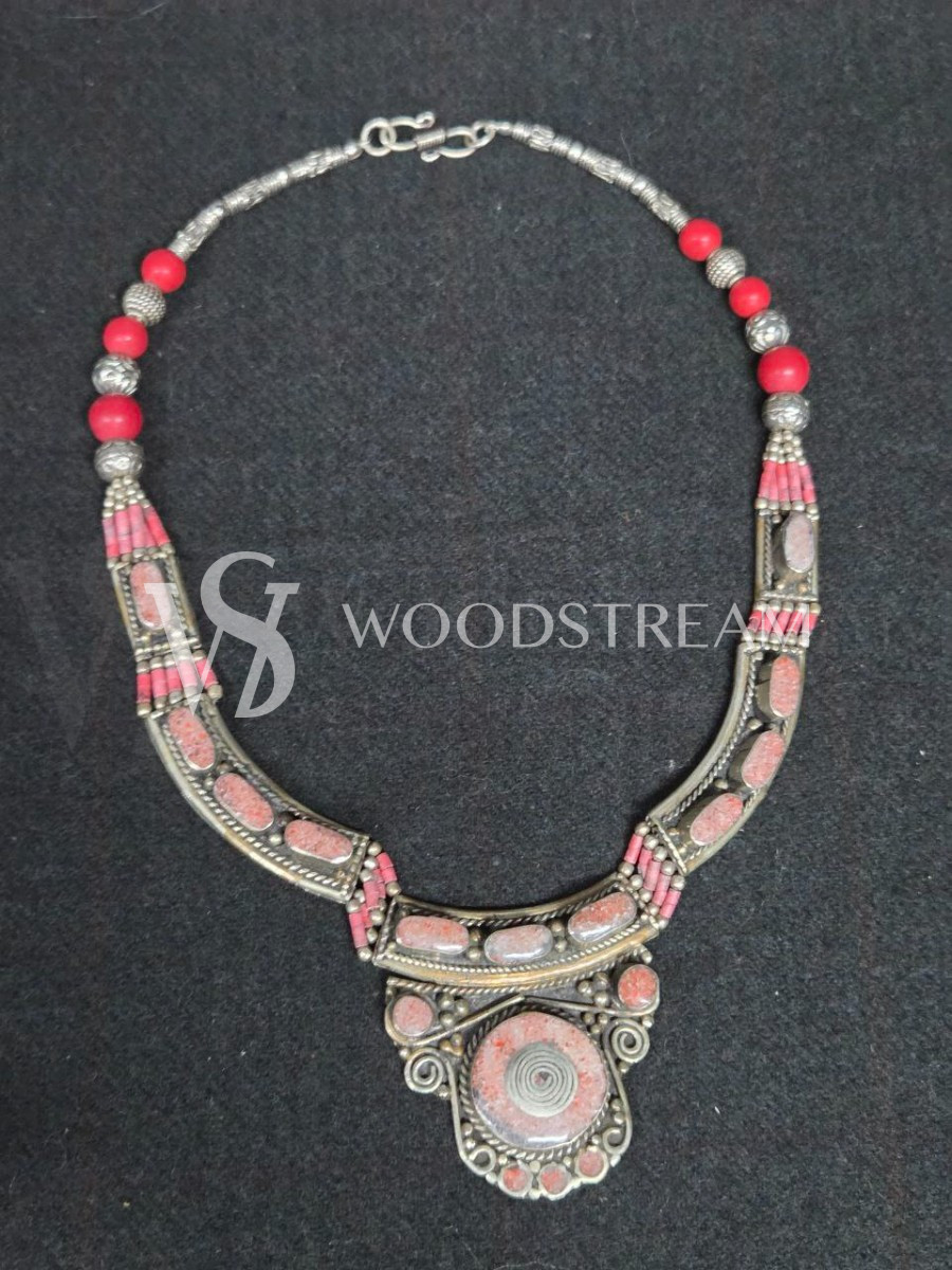 Ожерелье винтажное