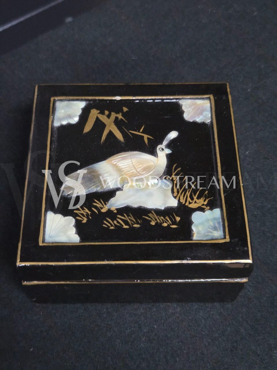 Шкатулка в стиле шинуазри