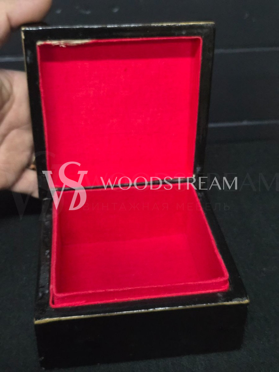 Шкатулка в стиле шинуазри