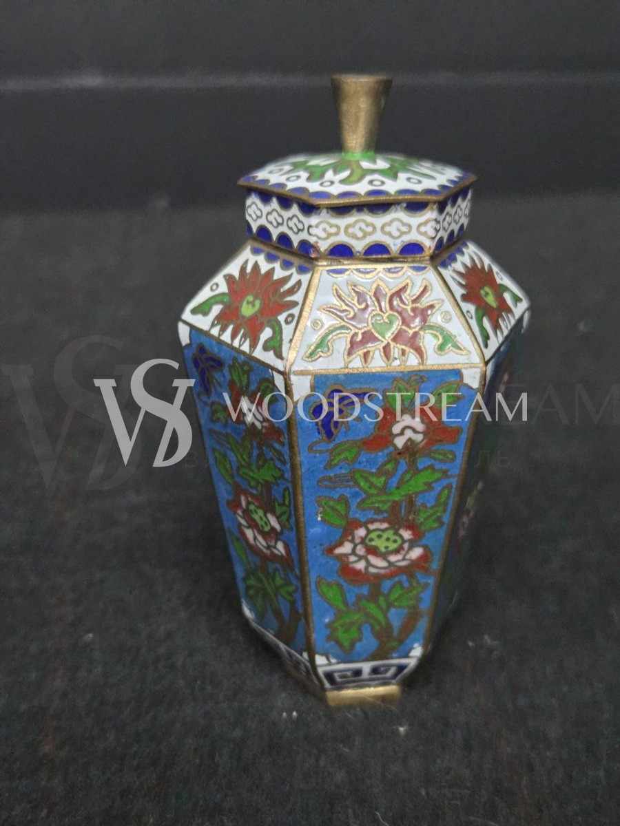 Набор декоративный: Ваза с крышкой 4 штуки и чайник Клуазоне