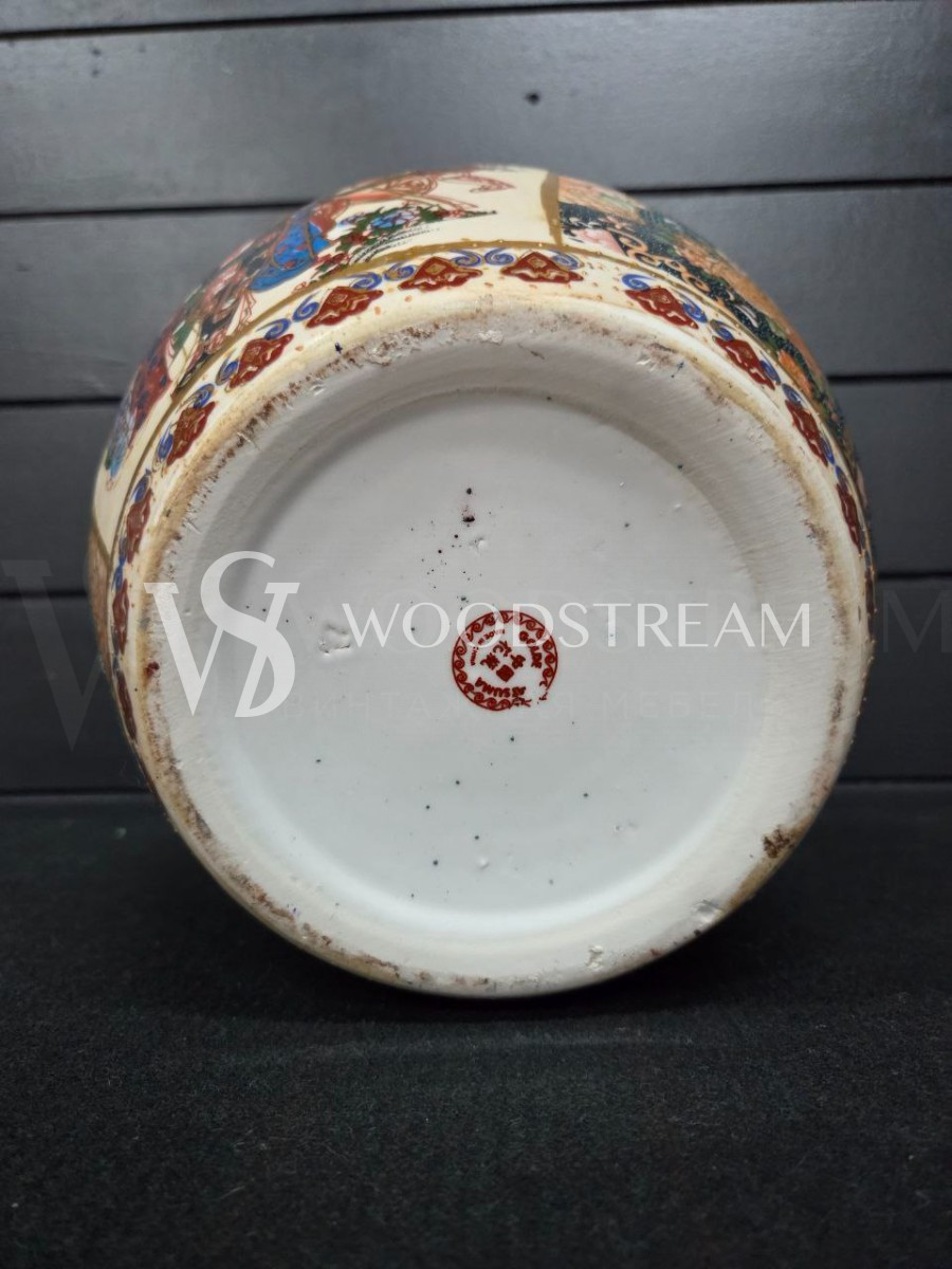 Ваза/Вазон/Кашпо в стиле шинуазри