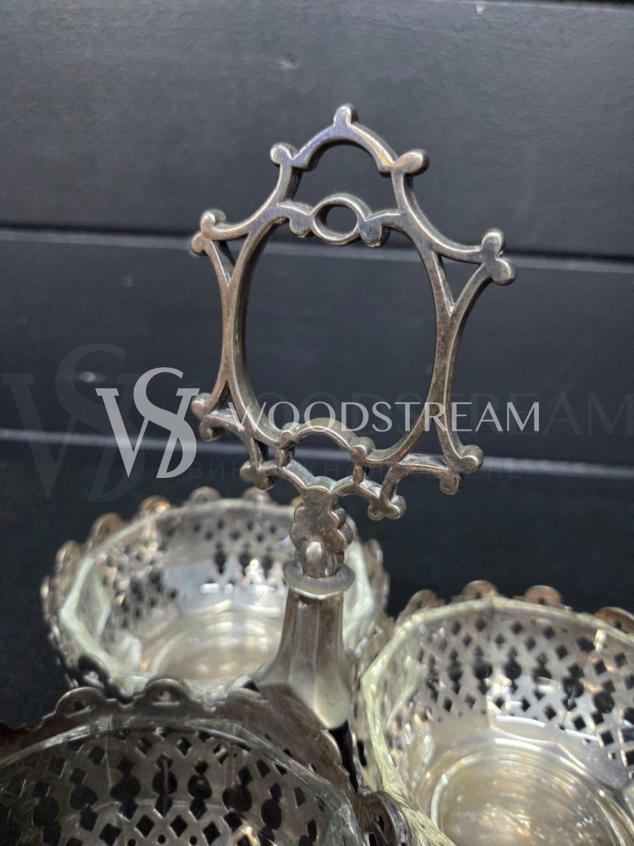 Соусница/Менажница на подставке винтажная