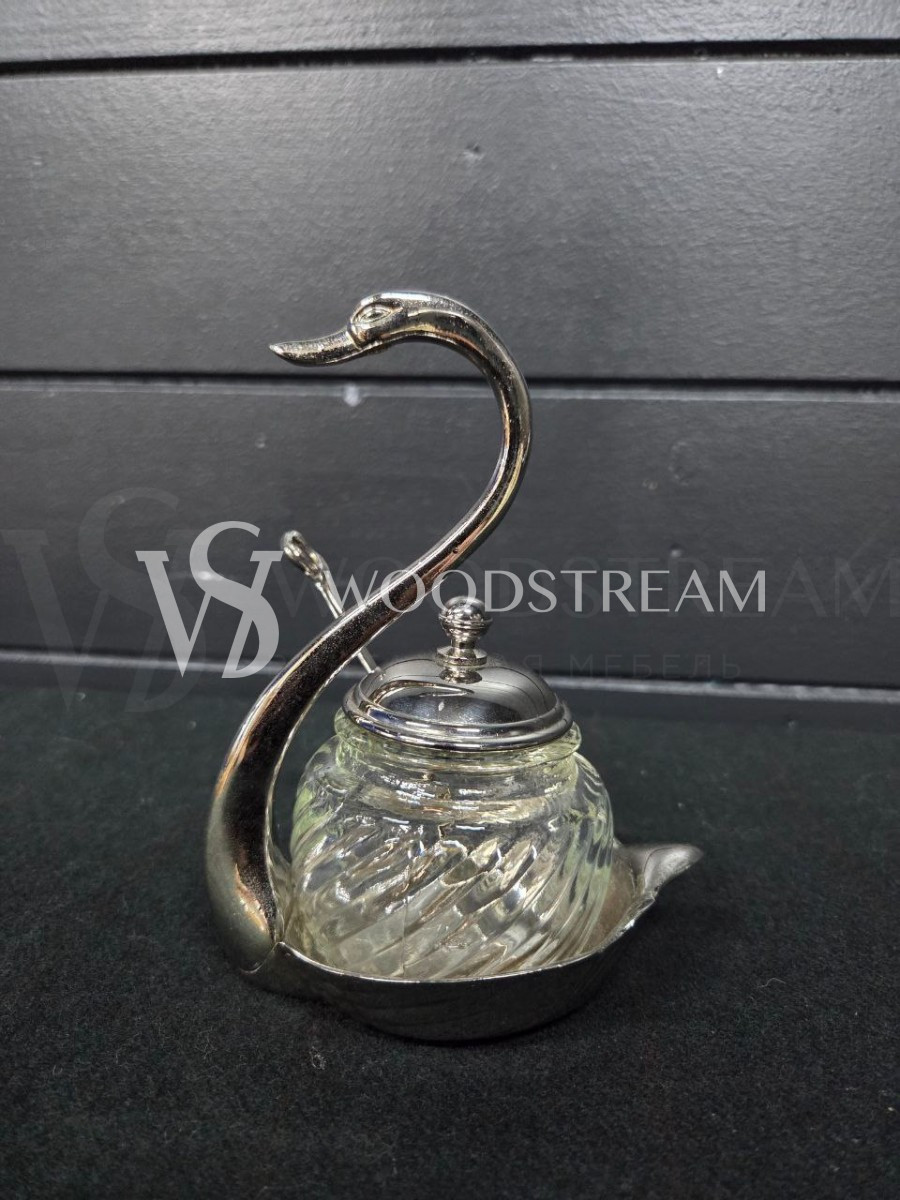 Сахарница с ложкой в форме Лебедя