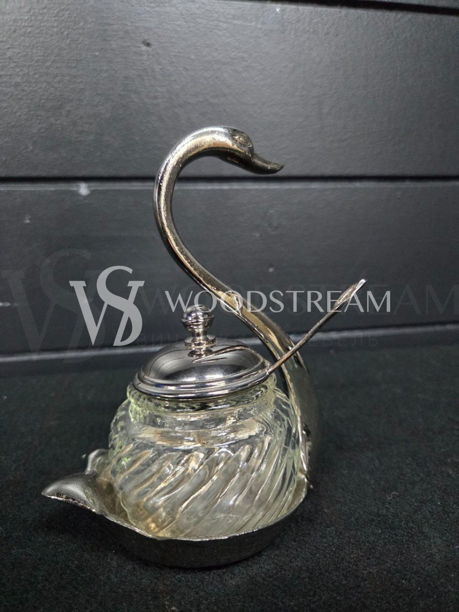 Сахарница с ложкой в форме Лебедя