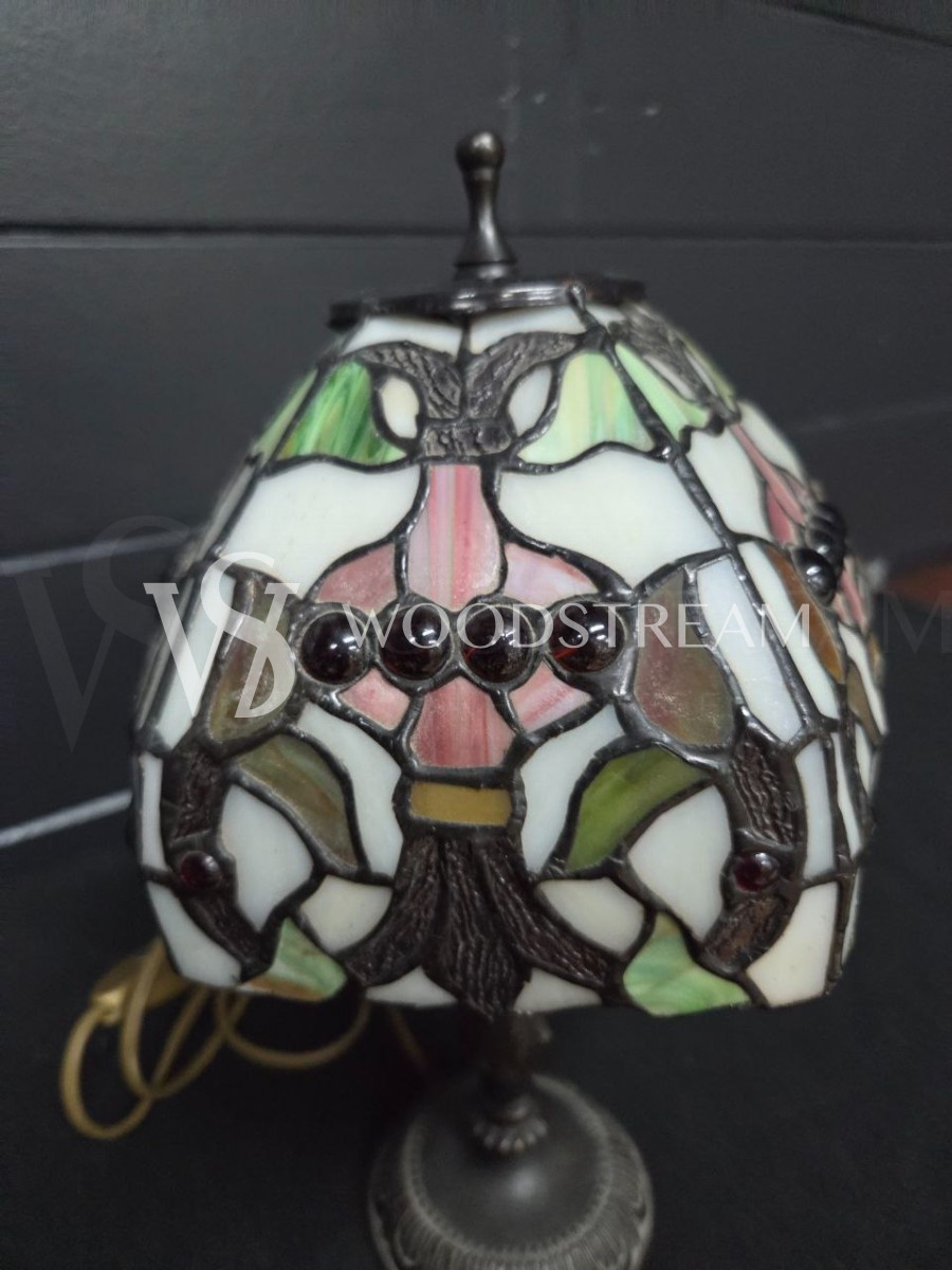 Лампа настольная в стиле Тиффани