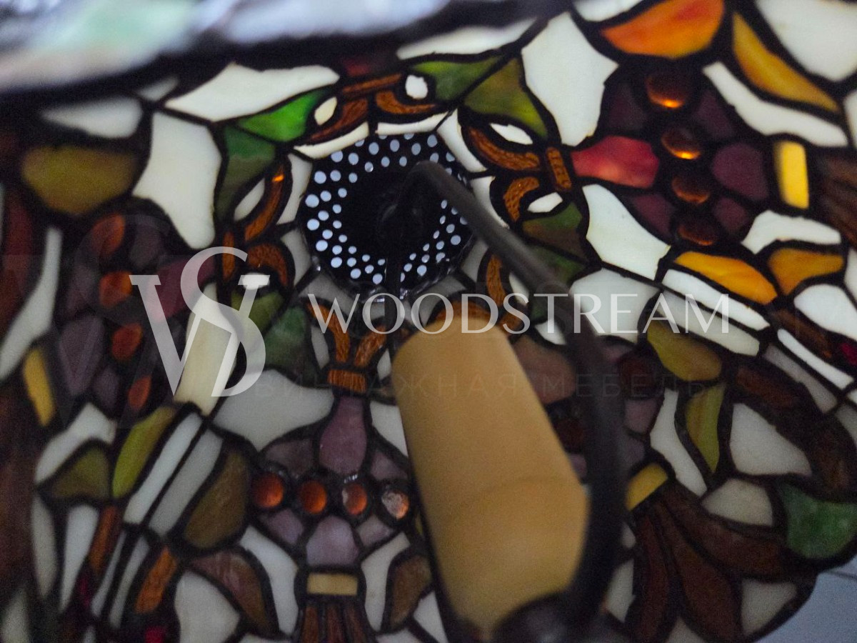 Лампа настольная в стиле Тиффани