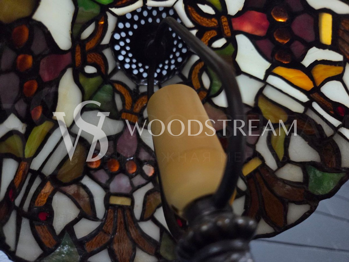 Лампа настольная в стиле Тиффани