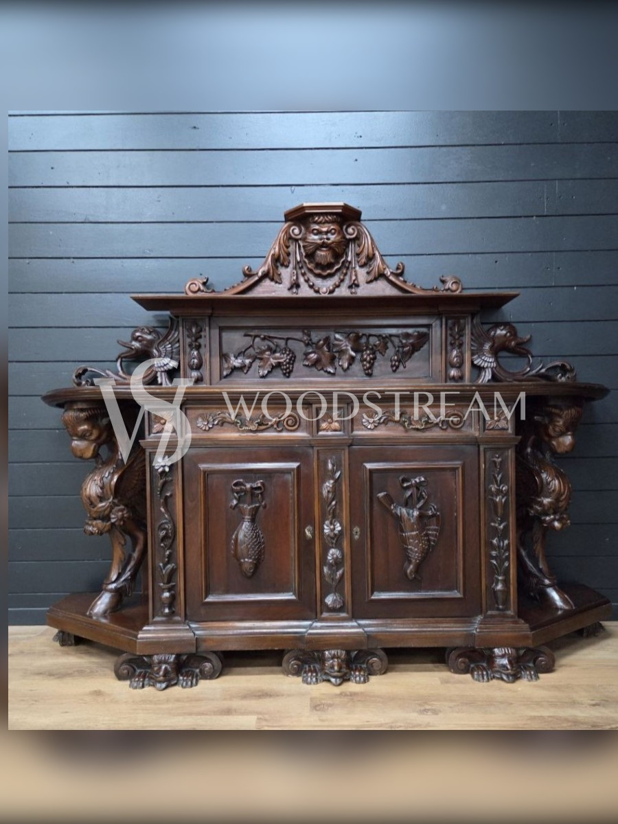 Комод/Тумба/Поставец в охотничьем стиле
