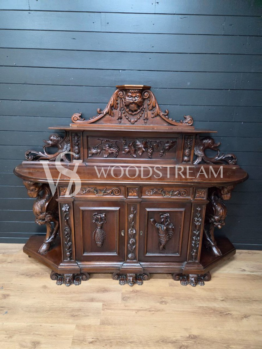 Комод/Тумба/Поставец в охотничьем стиле