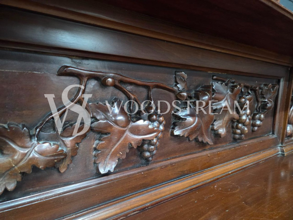 Комод/Тумба/Поставец в охотничьем стиле