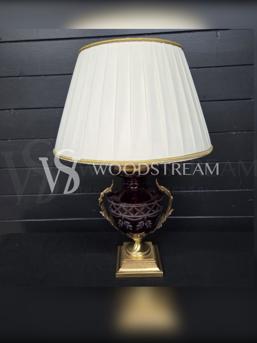 Лампа настольная винтажная