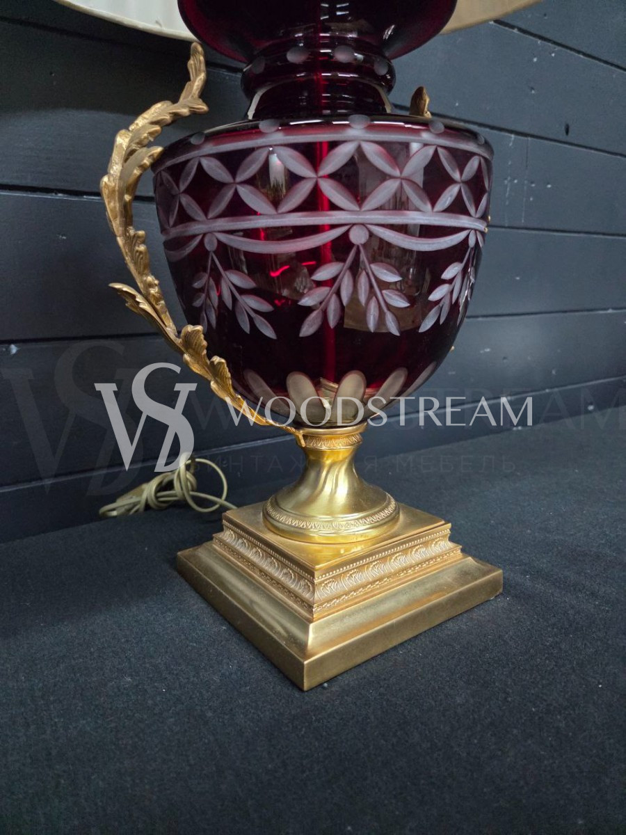 Лампа настольная винтажная