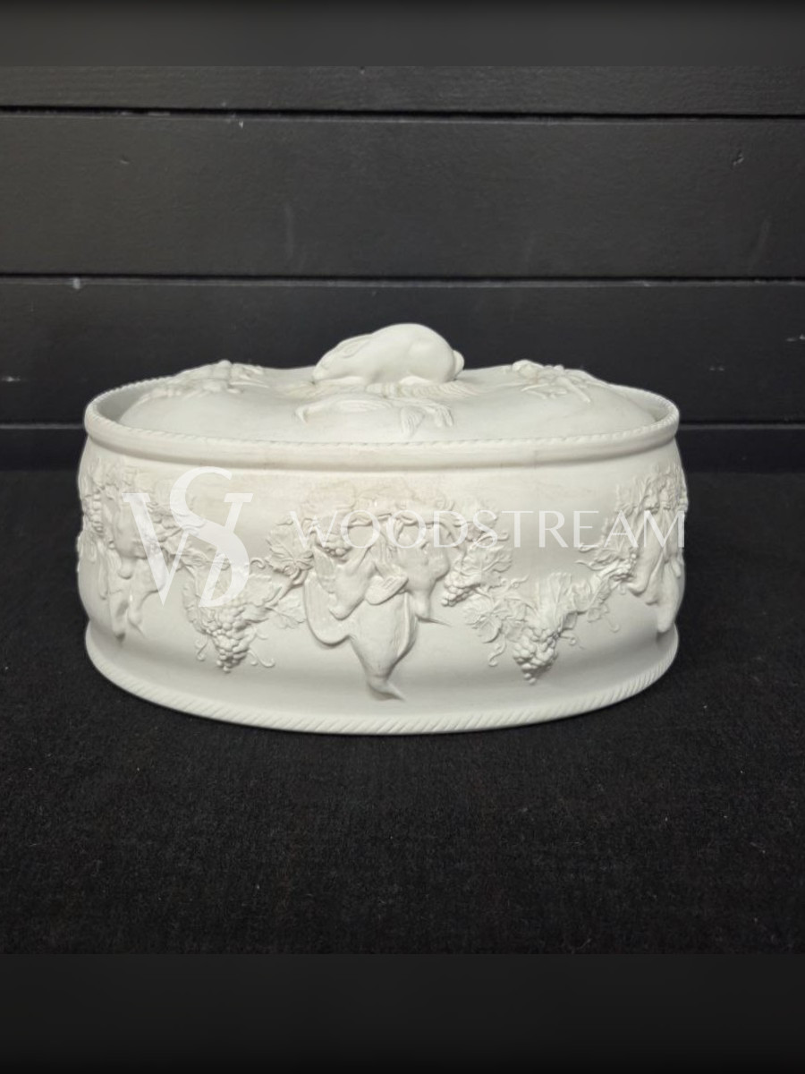 Шкатулка в охотничьем стиле