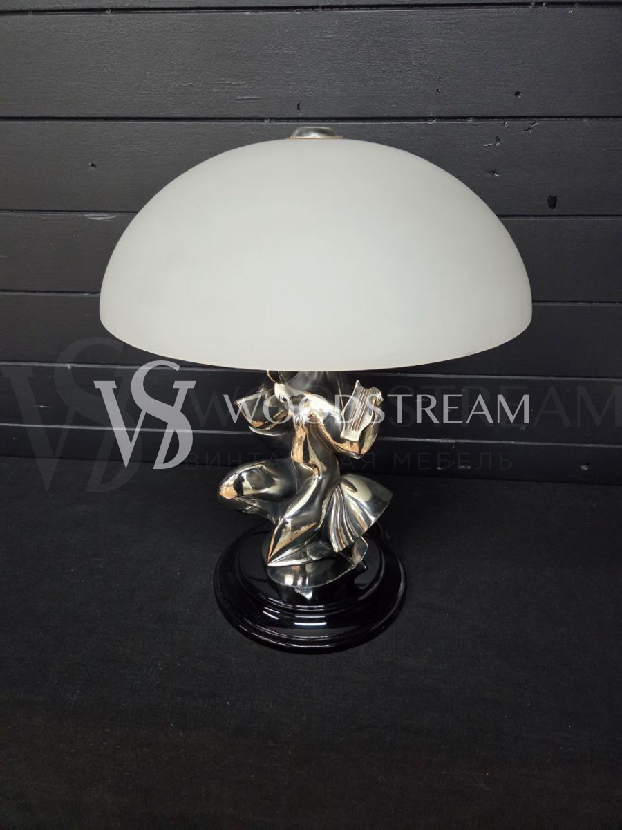 Лампа настольная винтажная