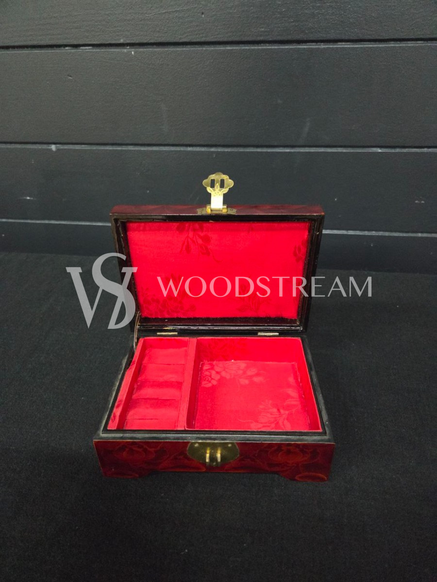 Шкатулка в стиле шинуазри