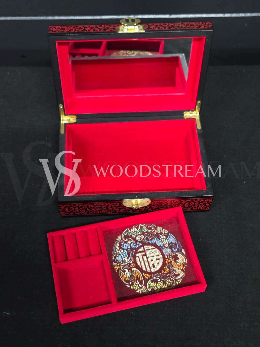 Шкатулка в стиле шинуазри