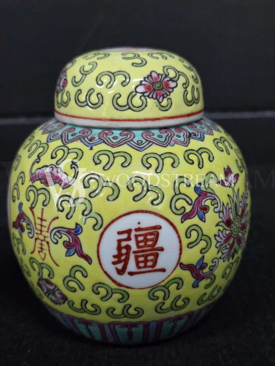 Банка/Ваза с крышкой в стиле шинуазри 2 штуки