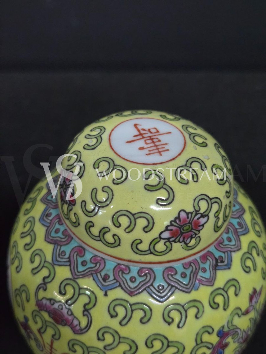 Банка/Ваза с крышкой в стиле шинуазри 2 штуки