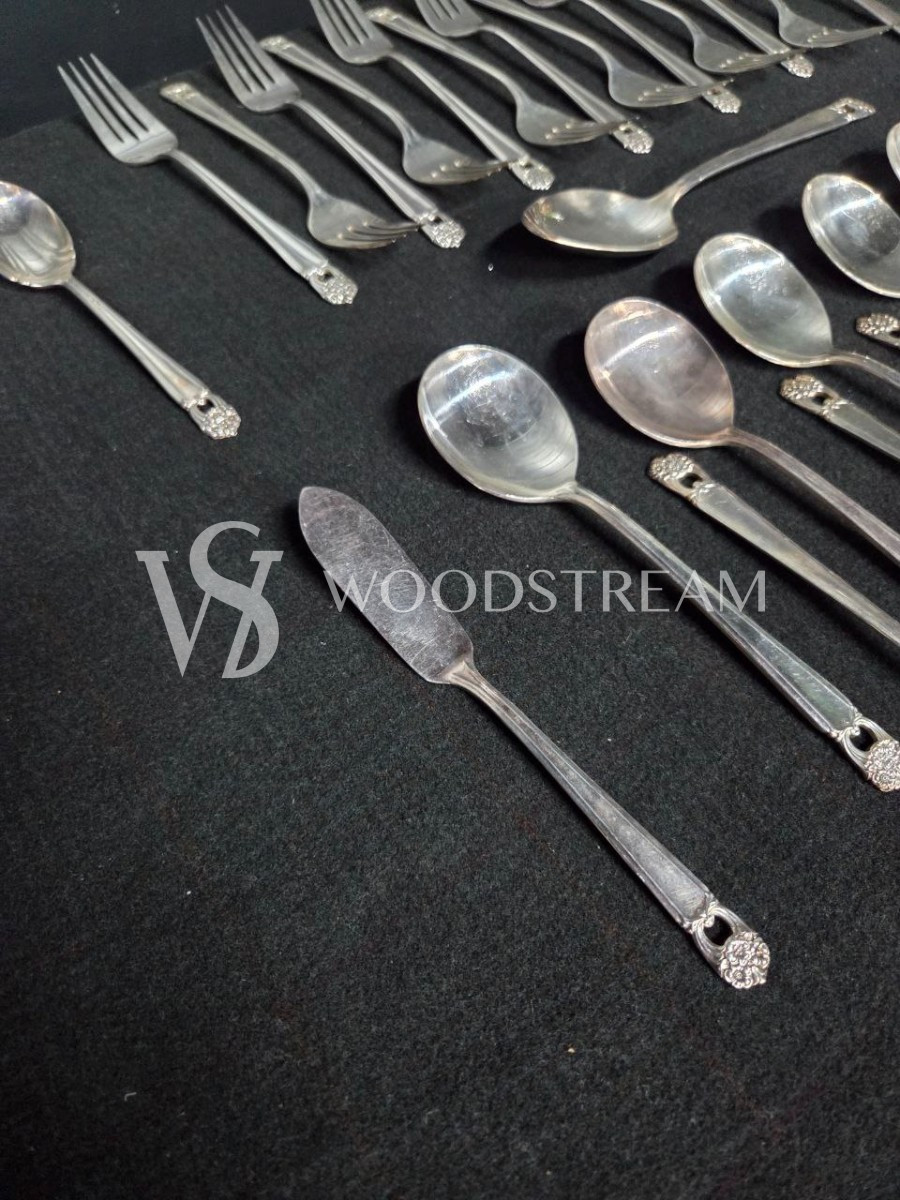 Набор столовых приборов 76 штук