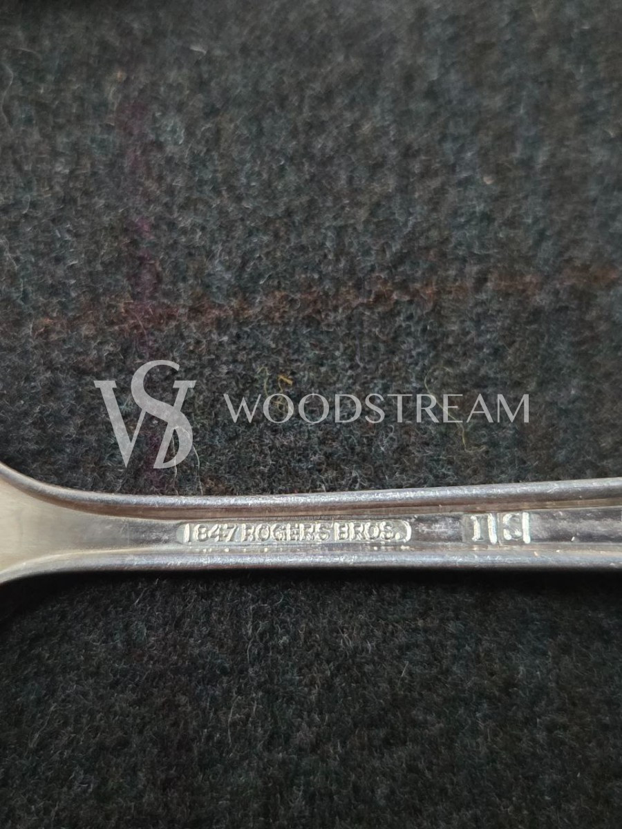 Набор столовых приборов 76 штук