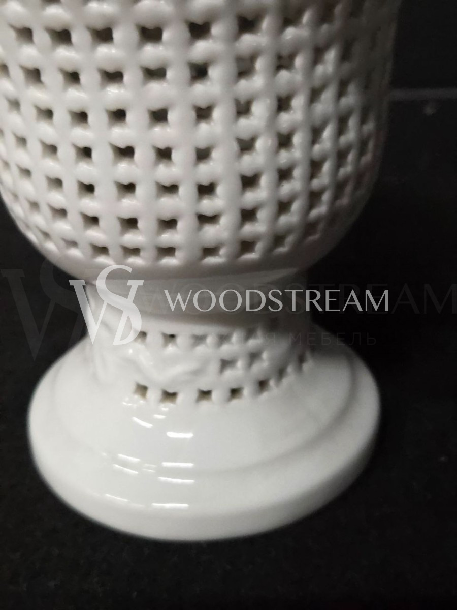 Ваза с крышкой декоративная винтажная