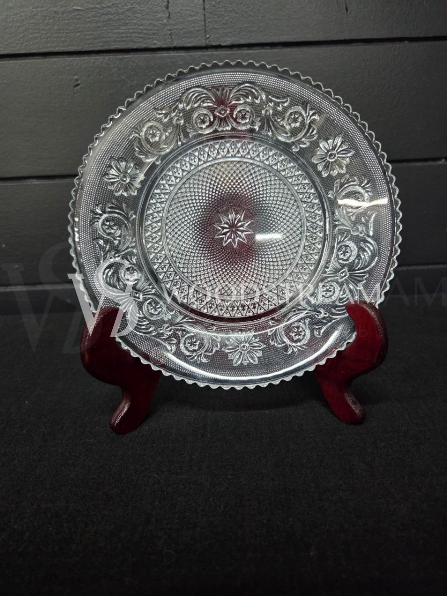 Тарелка декоративная на подставке винтажная