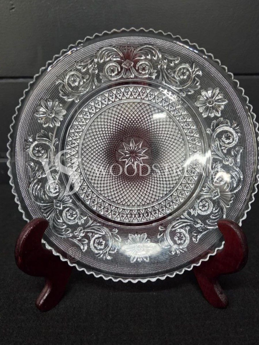 Тарелка декоративная на подставке винтажная