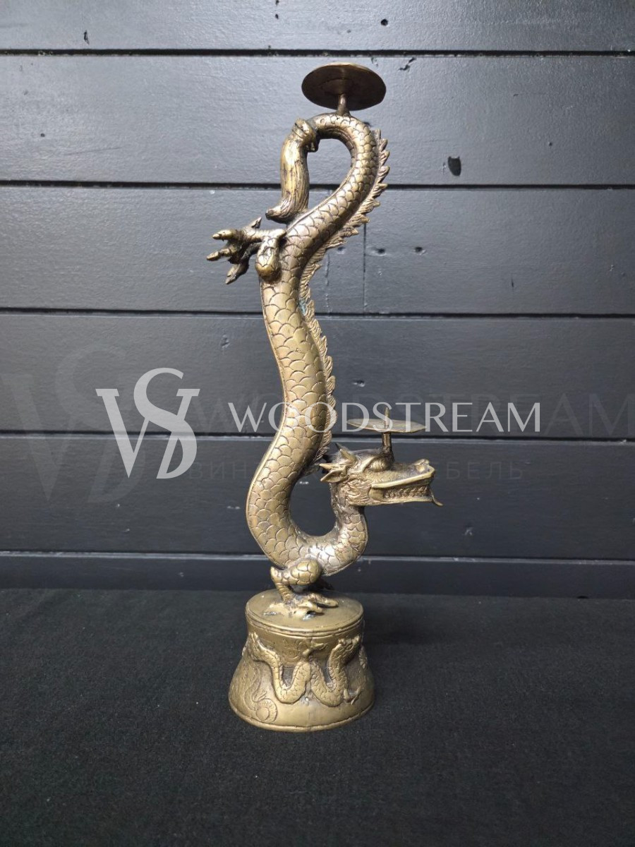 Подсвечник с драконом в восточном стиле