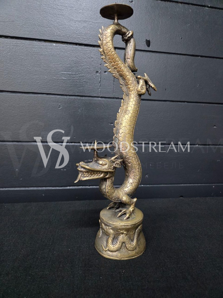 Подсвечник с драконом в восточном стиле