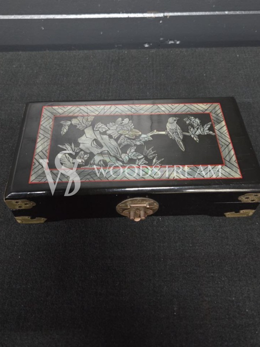 Шкатулка в стиле шинуазри