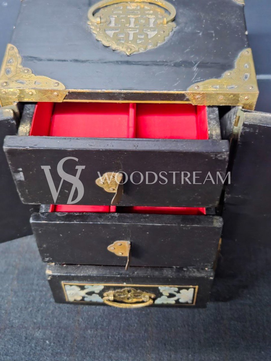 Шкатулка в стиле шинуазри