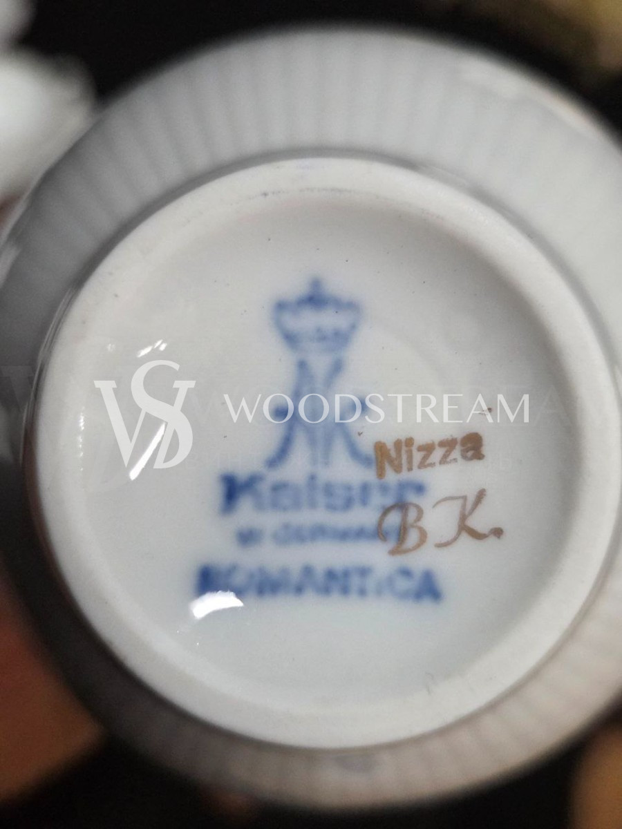 Сервиз чайный/кофейный на 8 персон Kaiser