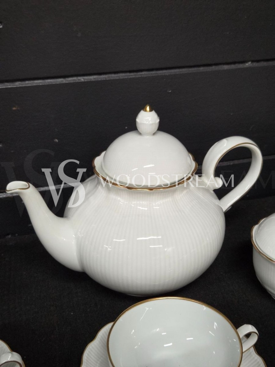 Сервиз чайный/кофейный на 8 персон Kaiser